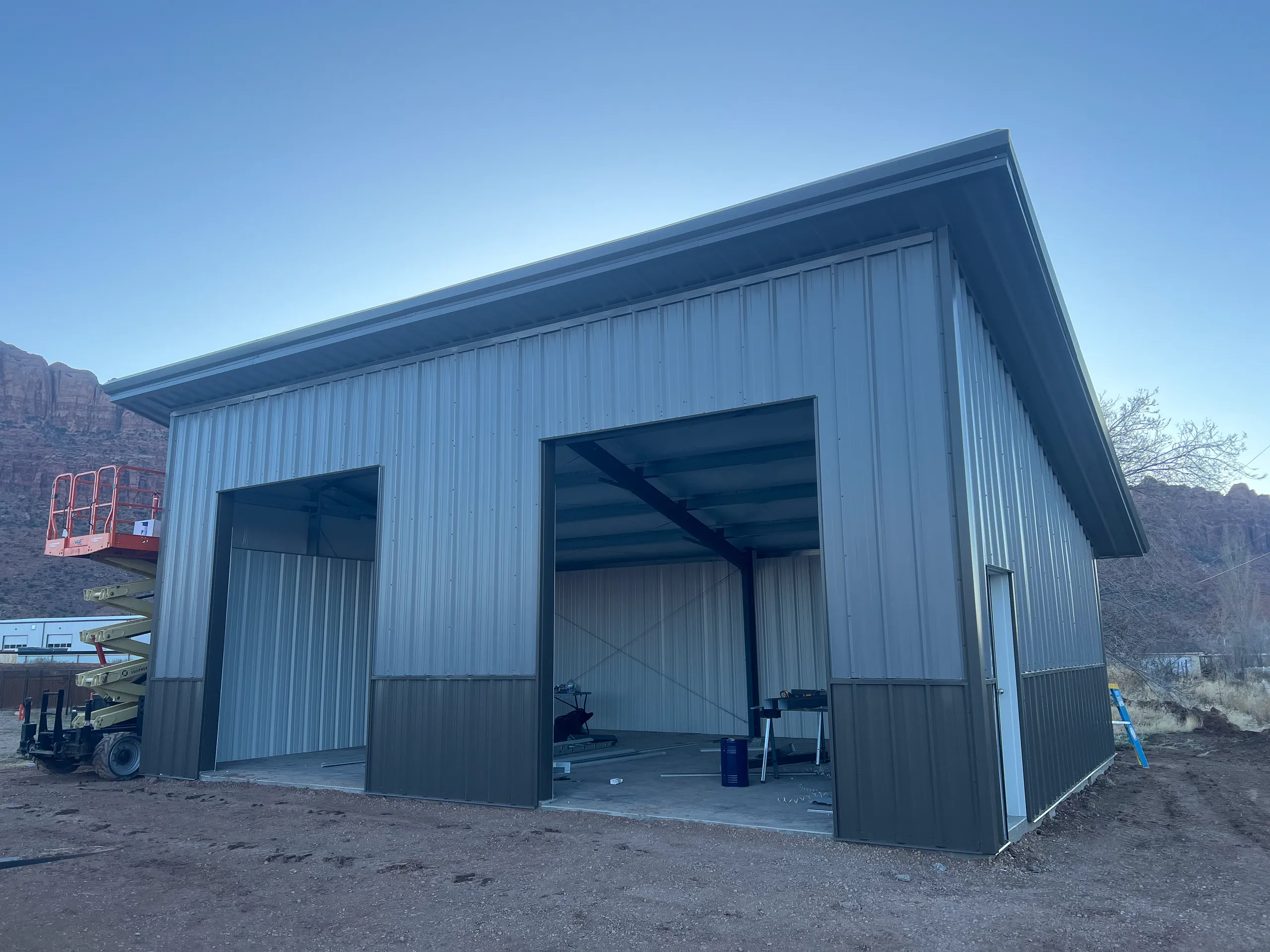 26x36x17 Equipment Storage - Moab, Utah